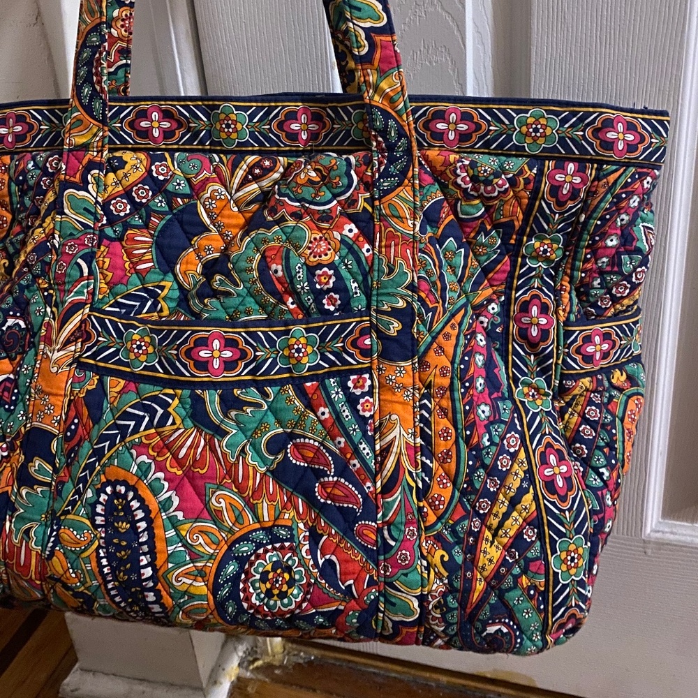 Vera Bradley Get Carried Away Bag in Venetian Paisley